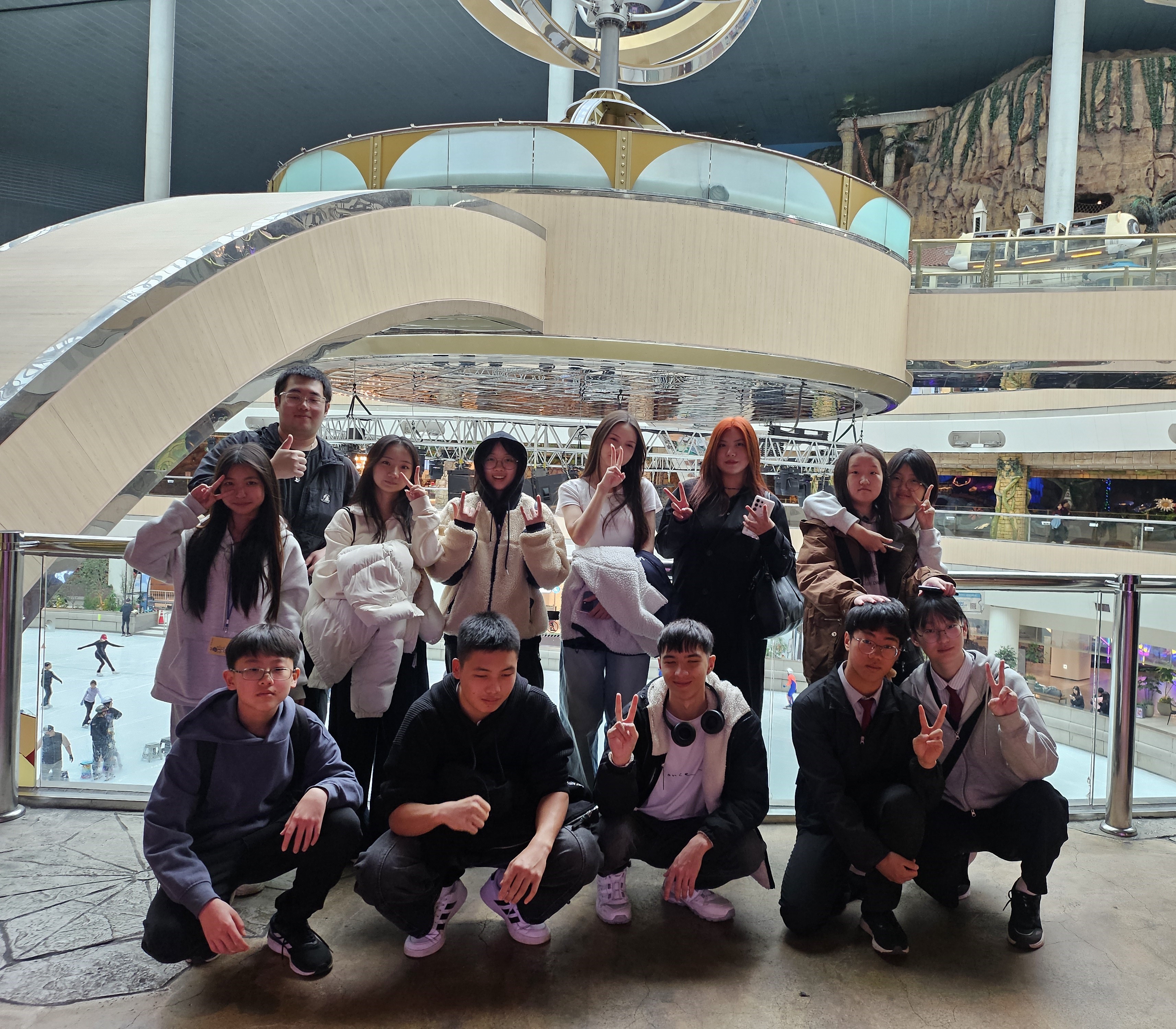 2025. Y-틴 고려인...